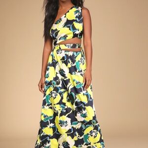 Lulus Key West Crush Black Multi Floral Print Asymmetrical Midi Dress - Size S